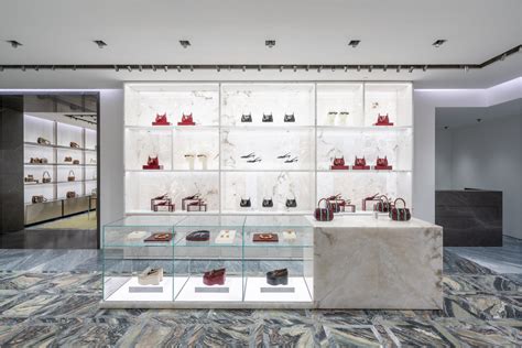 gucci sede amministrativa milano|boutique gucci milan.